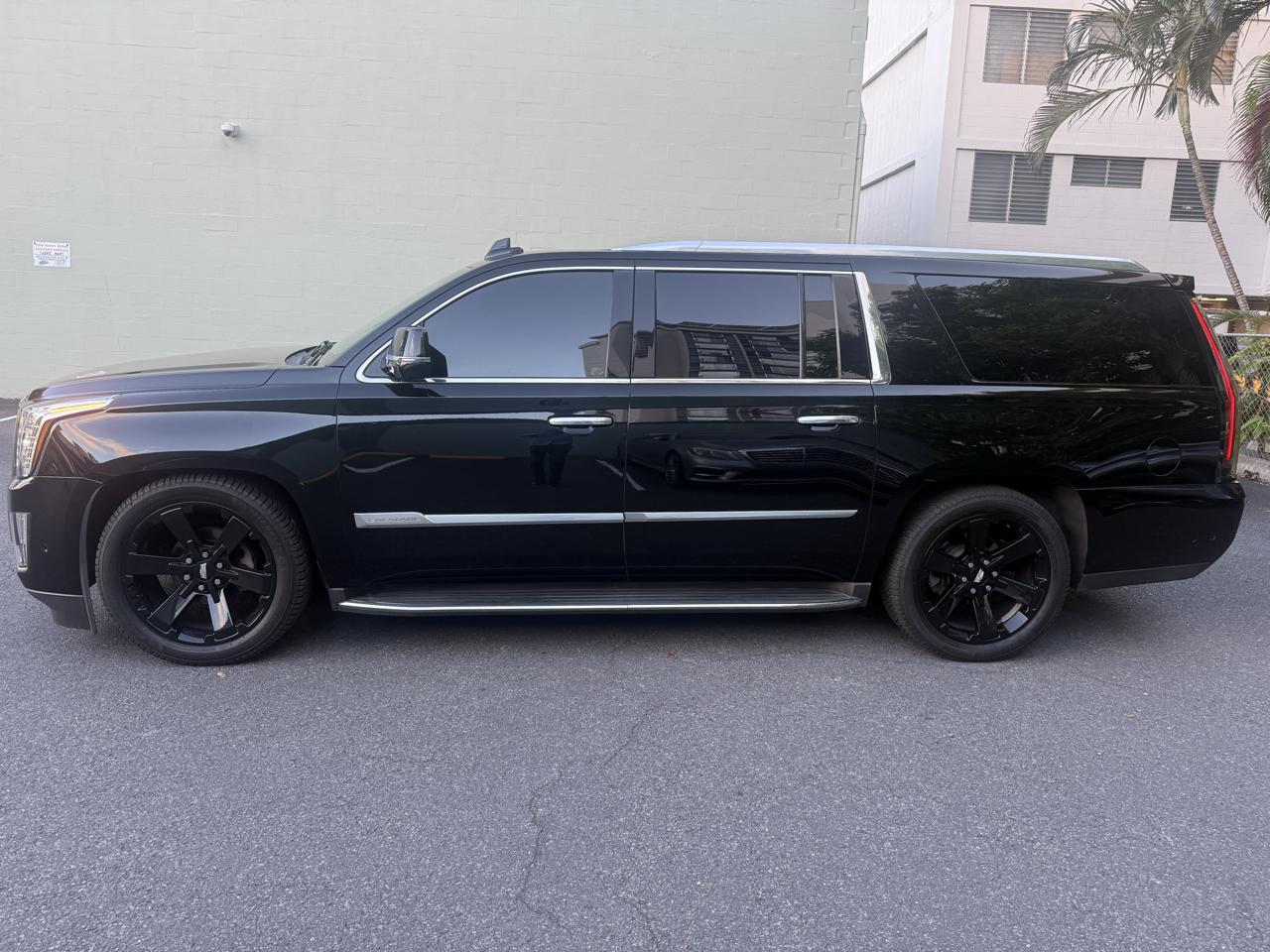 cadillac escalade esv 2018 1GYS3HKJ1JR188944 image cadillac escalade esv 2018 1GYS3HKJ1JR188944 image